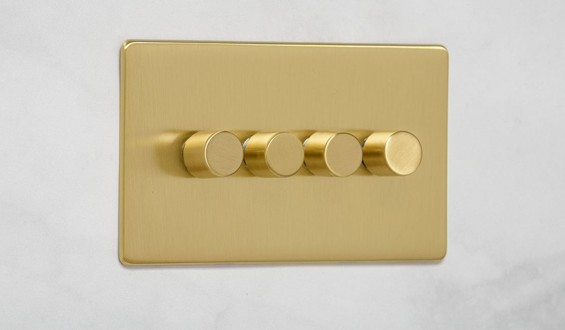 4 gang dimmer Heritage Brass
